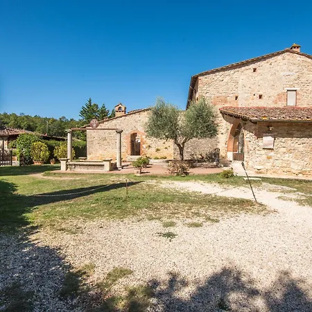 Il Pino Farm stay *